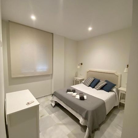 C Ciruelo 7 Apartment Lora del Rio Bagian luar foto