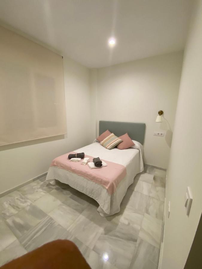 C Ciruelo 7 Apartment Lora del Rio Bagian luar foto